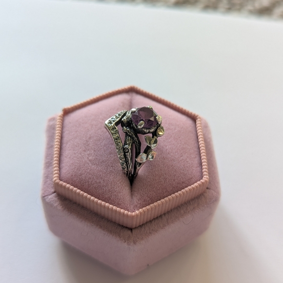 Sterling Silver and Alexandrite Chevron Ring - Picture 4 of 12